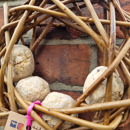 Willow Birdfeeder with Fat balls